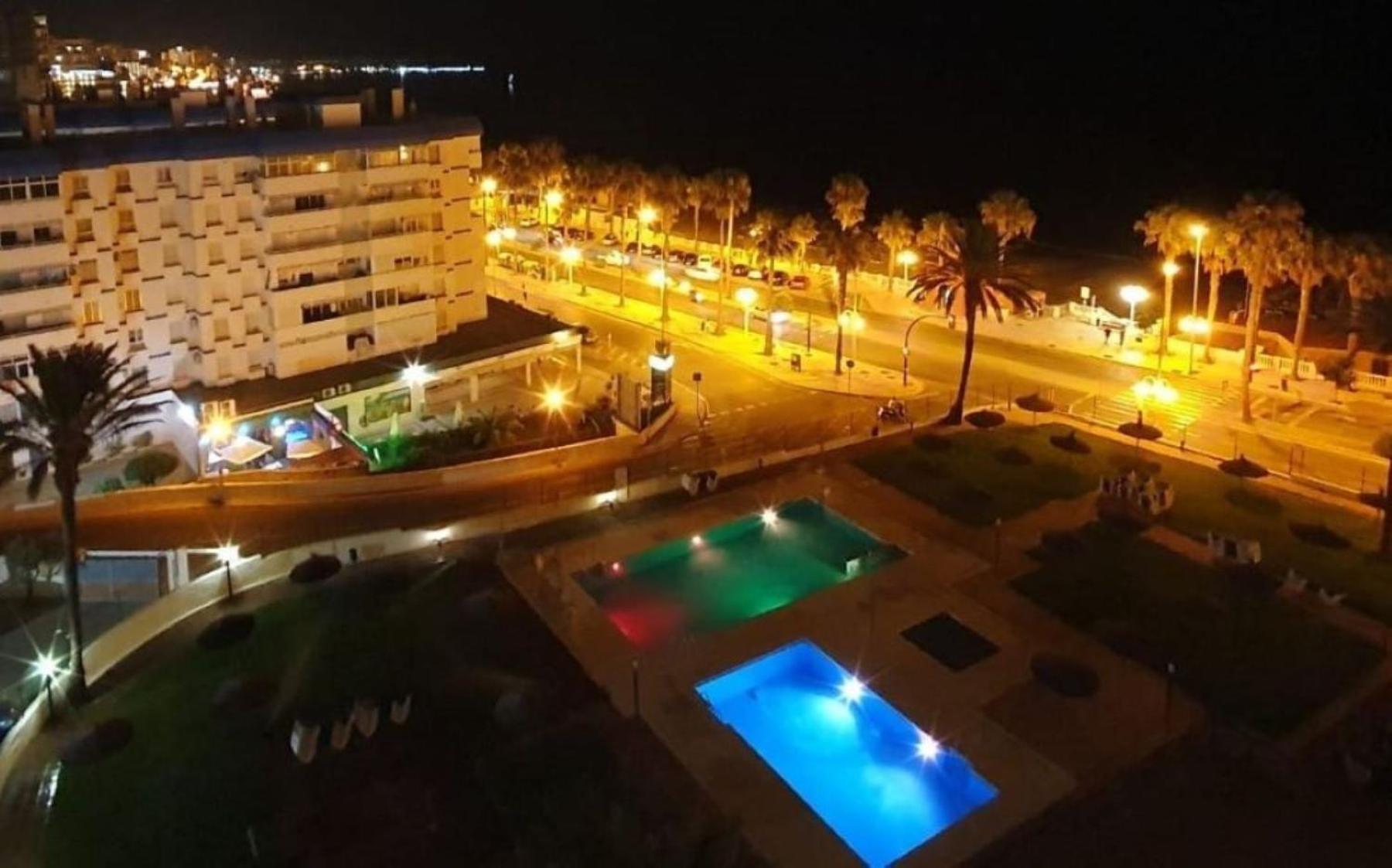 Aloha Beach Vibe Benalmadena Exterior photo